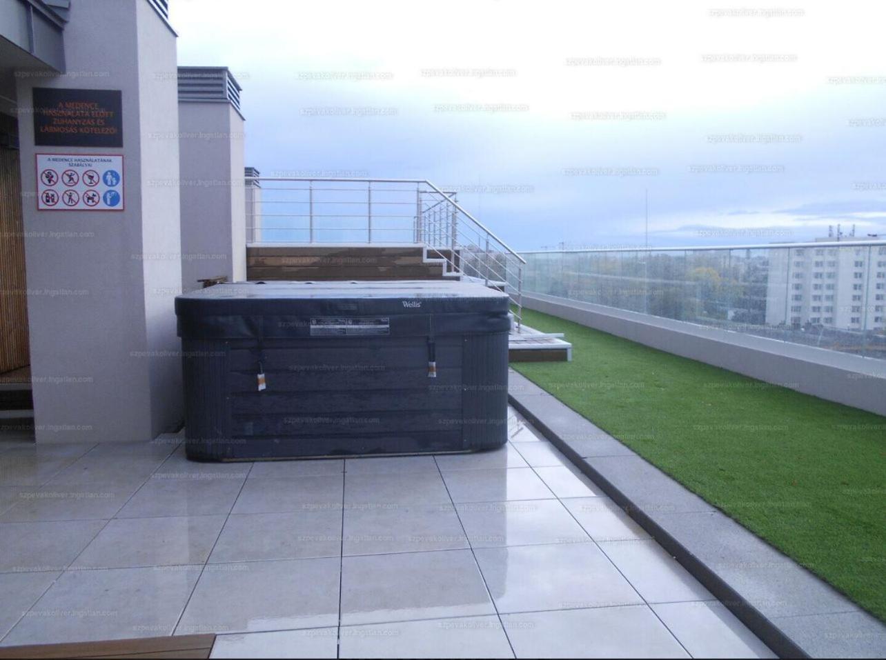 Koris Pool Apartments Budapest Eksteriør bilde